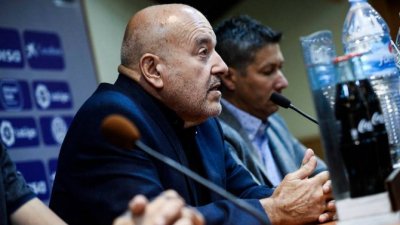 Miguel Concepción, reelegido sin oposición como presidente del Tenerife