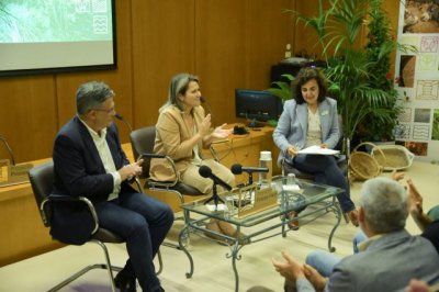 Agricultores e investigadores del ICIA comparten conocimientos sobre iniciativas agroecol&oacute;gicas