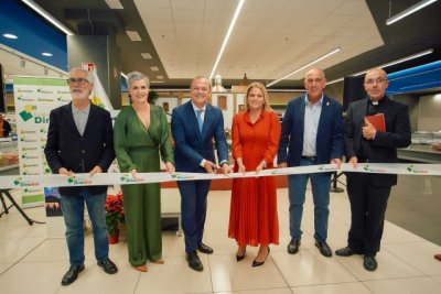 Inauguración del Belén de HiperDino que este año en su 30 aniversario homenajea al municipio de Teror