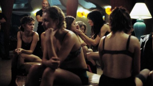 El ciclo &lsquo;Mujeres y esclavitud sexual&rsquo; proyecta el jueves, d&iacute;a 24 de noviembre, a las 19:00 horas, &lsquo;La tierra prometida&rsquo;