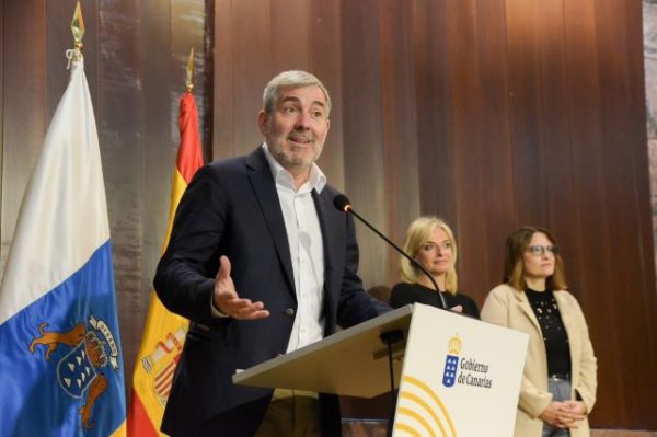 El Gobierno impulsa la primera estrategia para la coordinación de la atención sociosanitaria de Canarias