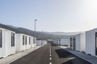 Vivienda entrega en Los Llanos de Aridane 44 viviendas modulares m&aacute;s a familias afectadas por el volc&aacute;n