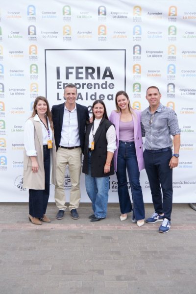 La Aldea de San Nicolás impulsa el emprendimiento local con la celebración de la I Feria Emprende