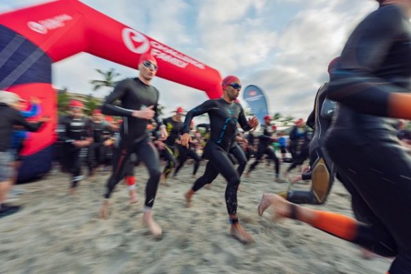 El triatl&oacute;n Anfi Challenge Mog&aacute;n Gran Canaria cuelga su cartel de lleno para este 2026