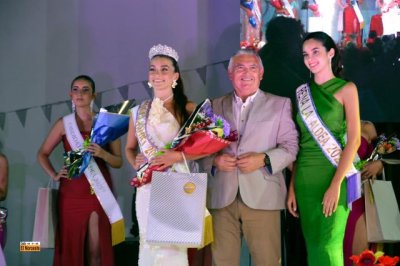 La Aldea ya cuenta con su Reina Adulta de las Fiestas 2025: Noara del Rosario Díaz
