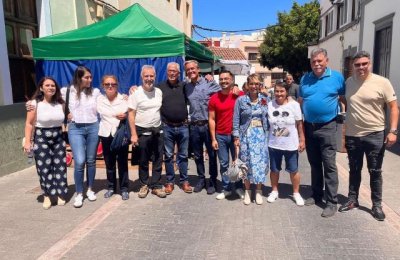 La Aldea: Ángel Víctor Torres con Juan Fernando López Aguilar en La Aldea de San Nicolás