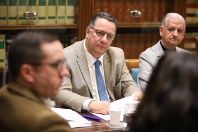 Poli Su&aacute;rez constata el apoyo decidido del Gobierno de Canarias al deporte federado