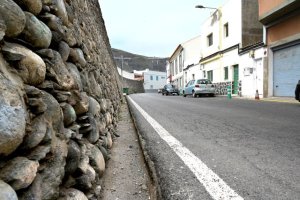 El Ayuntamiento de Guía inicia las obras de ensanchamiento de la carretera de San Felipe