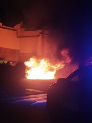 La A.V. “Amagro” de Barrial solicita al Ayuntamiento de Gáldar mayor presencia policial ante la quema de contenedores