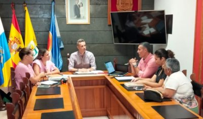 El Ayuntamiento de La Aldea de San Nicolás se reúne con la Asociación Obra Social Fitandyou