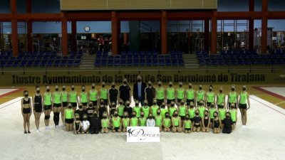 La Consejería de Deportes cede un tapiz de gimnasia rítmica al Club Daysan El Tablero