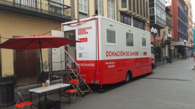 El ICHH contin&uacute;a con su campa&ntilde;a de donaci&oacute;n en la calle Triana de Las Palmas de Gran Canaria