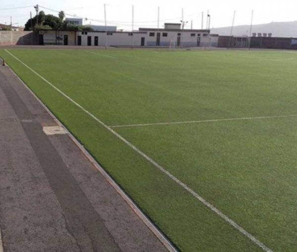 NC Teror reclama al ejecutivo del PP PSOE que restablezca la cantina en el campo del futbol del Teror