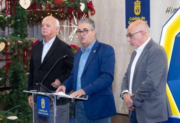 El Cabildo presenta un programa de formación y empleo para actividades deportivas en espacios naturales