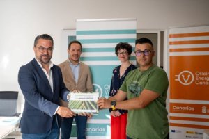 Las Oficinas Verdes de Canarias culminan la entrega de la gu&iacute;a de refugios clim&aacute;ticos en ayuntamientos y cabildos