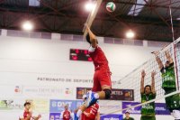 Voleibol: El Arona Spring In Motion mantiene el liderato de la Superliga Masculina 2 pese a su derrota en Castell&oacute;n