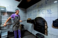 Cuando el pan tiene alma: Lisandro Cabrera apaga su horno, pero deja encendido el coraz&oacute;n de Valleseco