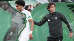 La sanción de dos partidos a Mojica (Elche) debería ser anulada