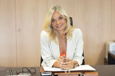 Monzón pide al Ministerio de Sanidad mayor implicación en la atención sanitaria a personas migrantes