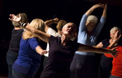 Diez mujeres mayores de 60 a&ntilde;os suben al escenario de La Granja en &lsquo;Principiantes&rsquo;