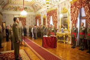 En el Palacio de Capitanía General el general Salom Herrera toma posesión del Mando de Canarias del Ejército de Tierra