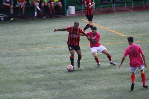 Fútbol 3ª RFEF: (2-0) El Viera saca su lado más pragmático para tumbar a Las Zocas