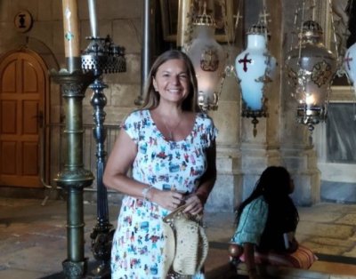 Nadia Jim&eacute;nez regresa a la Casa de Col&oacute;n para presentar su tercer libro 'Es el tiempo'