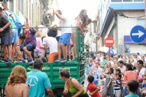 Abierto el plazo para solicitar los camiones para la Carrera de Cintas y la Batalla de Flores de las fiestas patronales de la Virgen 2024
