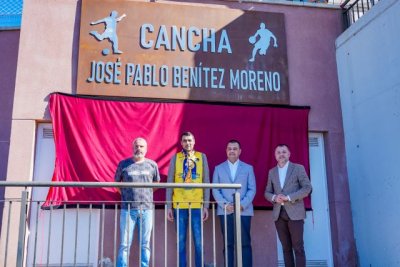 Gu&iacute;a: La cancha deportiva de Anzo-Anzof&eacute; luce ya el nombre de Jos&eacute; Pablo Ben&iacute;tez Moreno