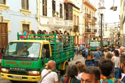 Guía: Abierto el plazo para solicitar los camiones para la Carrera de Cintas y la Batalla de Flores de las fiestas patronales de La Virgen 2026