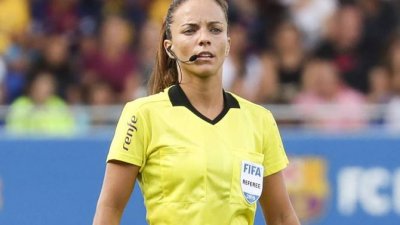 El arbitraje femenino espa&ntilde;ol vuelve a hacer historia con Marta Huerta