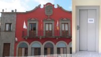 Guía: Nota de prensa de 'Juntos por Guía' solicitando la inmediata reparación del ascensor del Ayuntamiento