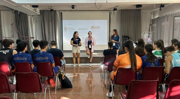 El Proyecto Ganar fomenta la convivencia y valores a través de las jornadas Capitanes en + de baloncesto