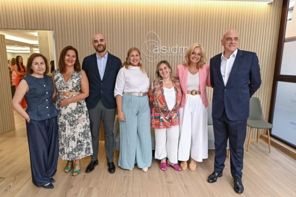 Monzón asiste a la inauguración del Centro de Día para personas mayores de Asidma en Las Palmas de Gran Canaria