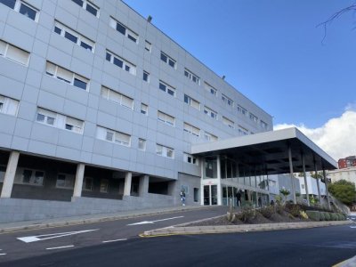 El Hospital La Candelaria garantiza tratamientos de oncolog&iacute;a radioter&aacute;pica con la renovaci&oacute;n de dos aceleradores