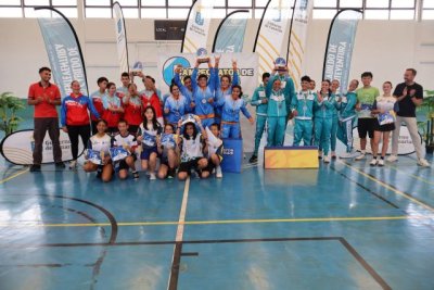 Tenerife revalida el título autonómico de bádminton en los Campeonatos de Canarias en Edad Escolar