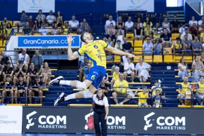 Voleibol: El CV Guaguas se lleva el derbi canario (0-3) y ya piensa en Europa