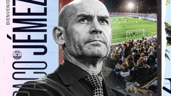 Paco Jémez aterriza en Ibiza para hacerse cargo del equipo