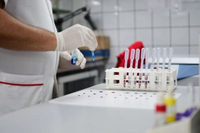 El ICHH facilita a las personas que donan sangre los resultados del an&aacute;lisis de sus muestras