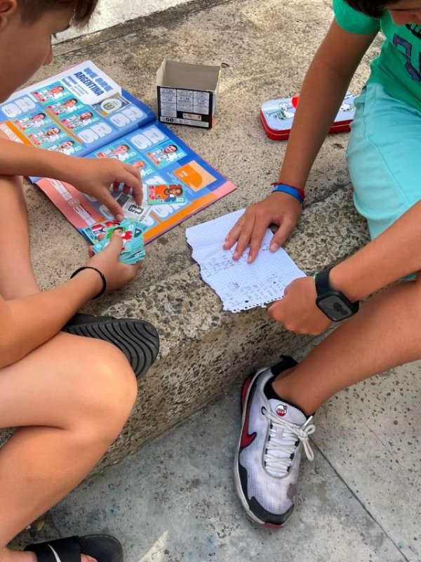 G&aacute;ldar: La AV El Labrador felicita el &eacute;xito del intercambio de cartas en la Plaza de San Isidro