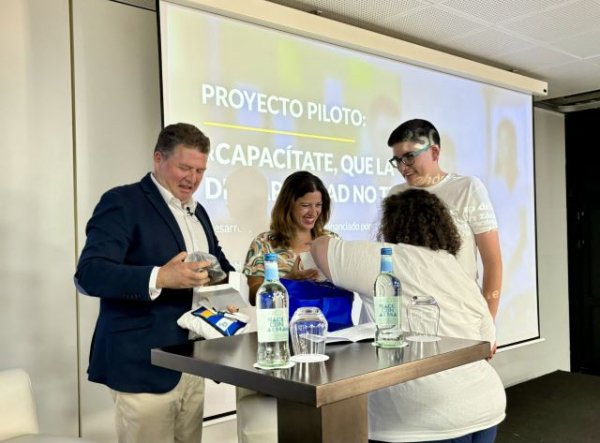 Veintitrés jóvenes con discapacidad obtienen el certificado de profesionalidad en Servicios Administrativos