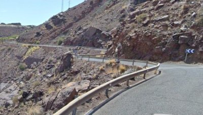 Obras Públicas inicia la renovación del asfalto de un tramo de la carretera que une La Aldea con la Cumbre