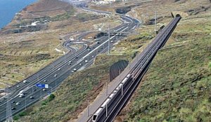 El tren del Sur es un disparate económico y un destrozo medioambiental