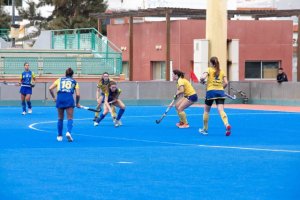 Hockey femenino: La UD Taburiente se luce consiguiendo una importante victoria frente al Jolaseta