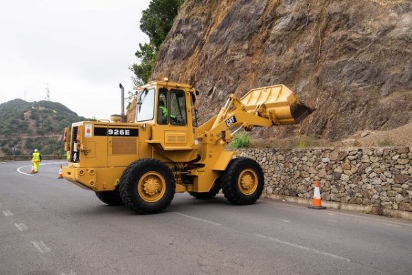 La Gomera: El Cabildo refuerza el operativo de carreteras ante las semanas de mayor afluencia de veh&iacute;culos