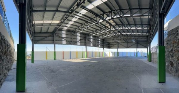Educación invierte 250.000 euros en la instalación de la cubierta en una de las canchas del CEO Tijarafe