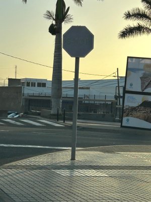 Gu&iacute;a: El concejal de Juntos por Gu&iacute;a, C&eacute;sar Medina, solicitar&aacute;, en el pr&oacute;ximo pleno, mejoras en la se&ntilde;alizaci&oacute;n vial