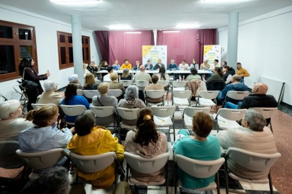 G&aacute;ldar: Nido Cuervo presenta sus propuestas al Ayuntamiento para construir el Plan de Barrios desde el territorio