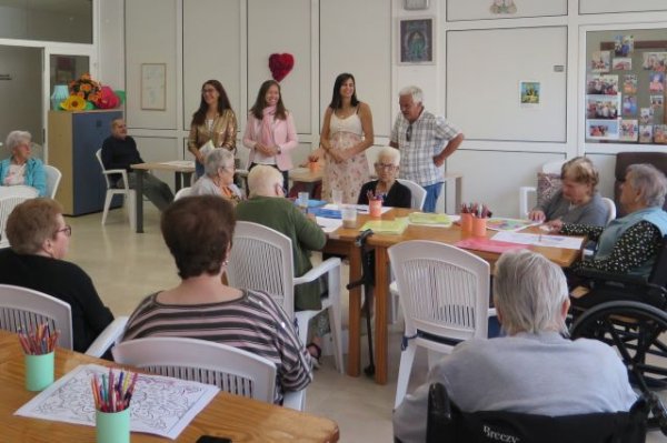 Guía: Lecturas dramatizadas, cuentos y romanceros para los usuarios del Centro de Día