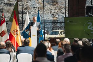 La Gomera: Curbelo respalda la postura de la CNMC y reclama una revisi&oacute;n a la baja de las tasas aeroportuarias